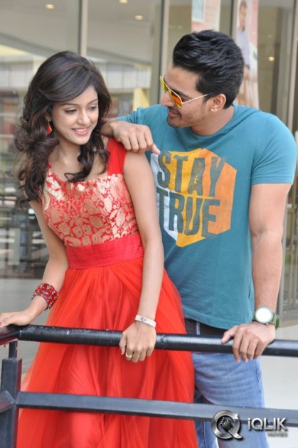 Prema-Ishq-Kaadhal-Platinum-Disc-Function